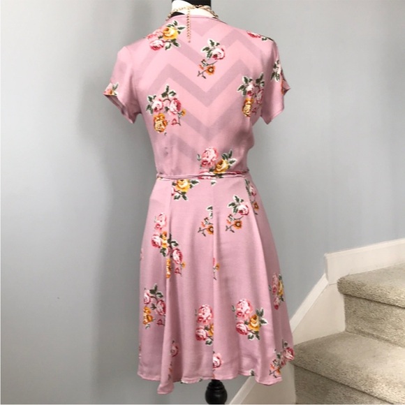 Mauve Floral Wrap Dress - Picture 4 of 7